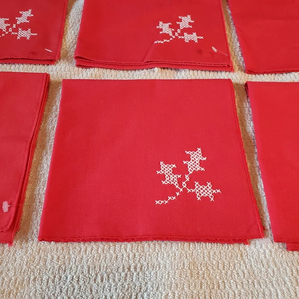Vintage Red Cloth Napkins Set of 8‎ red Cross Stitch Embroidery 15.5